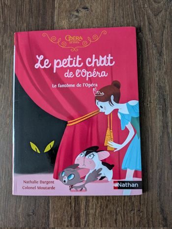 Livre Le petit chat de l'opéra - le fantôme de l'opéra