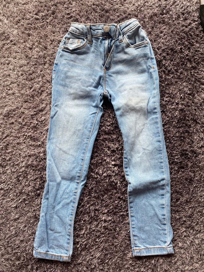 Lot fille taille 4 ans - jeans + gilet - photo numéro 6