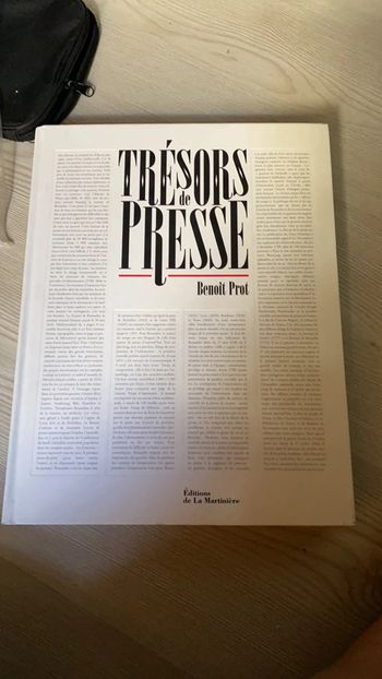 Livre trésors de presse