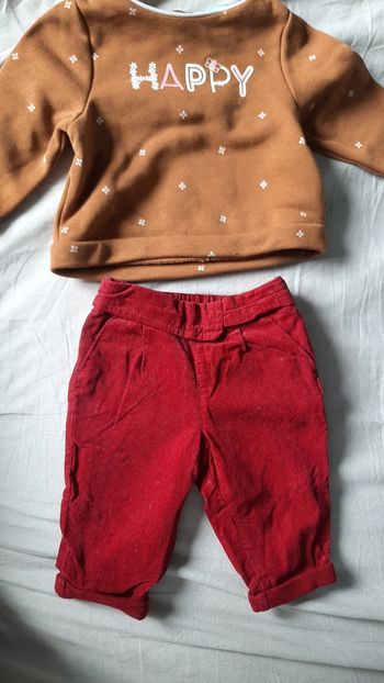 Lot 2 pièces,  sweat et pantalon