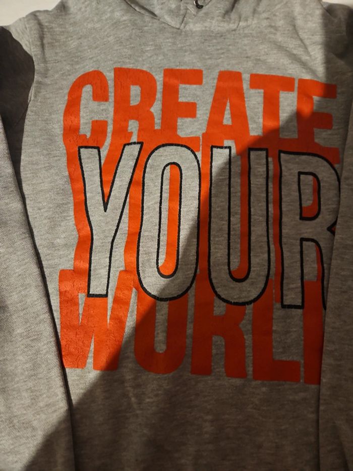 Sweatshirt à capuche 14 ans - photo numéro 2