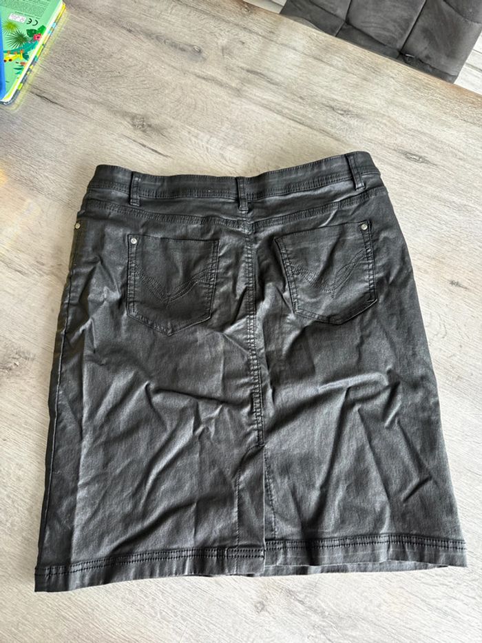 Jupe simili cuir 44 - photo numéro 4