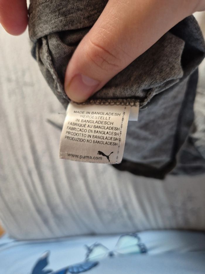 Jolie t shirt puma taille 5 ans - photo numéro 7