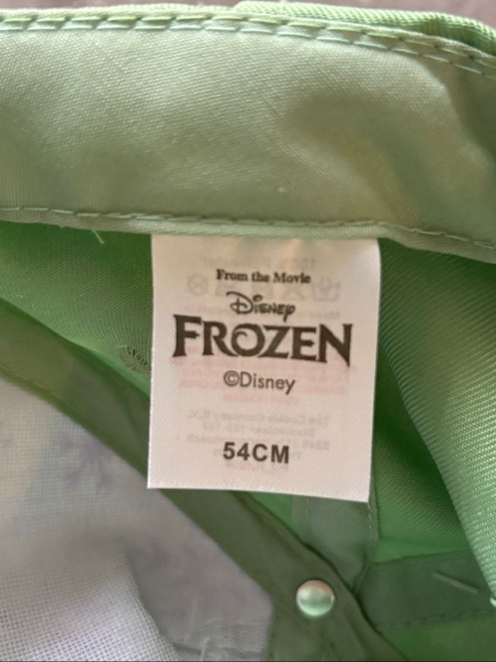 Casquette Frozen la reine des neiges taille 54 cm Disney Neuf - photo numéro 2