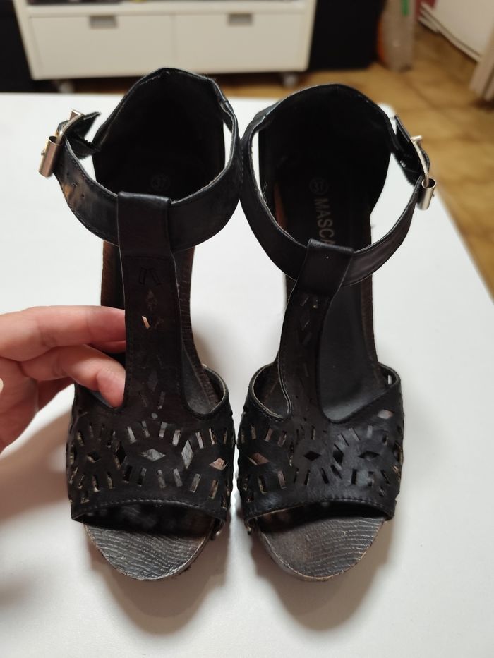 Nu pieds - photo numéro 2