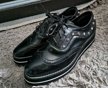 Derbie noir à lacets 40