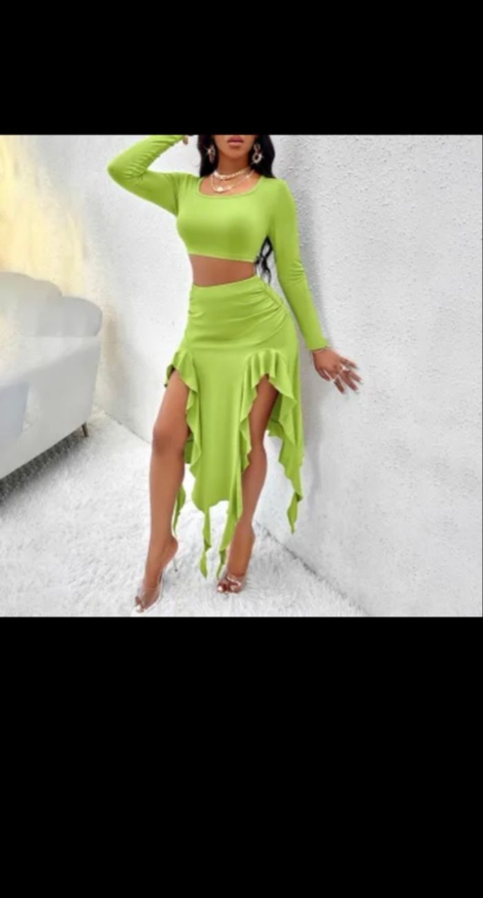 Costume de robe plissé à col rond à manches longues pour femmes - Tenue élégante à volants de couleur unie - photo numéro 7