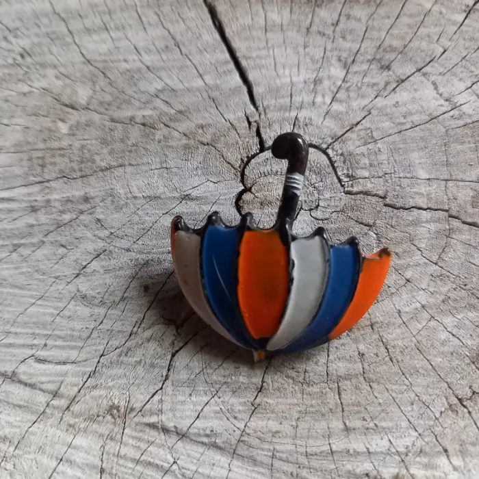 Broche vintage colorée parapluie - photo numéro 3