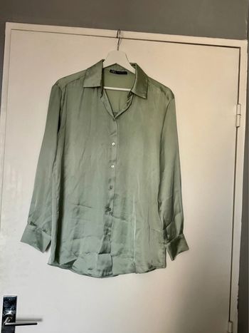 Chemise effet satin oversize vert clair Zara