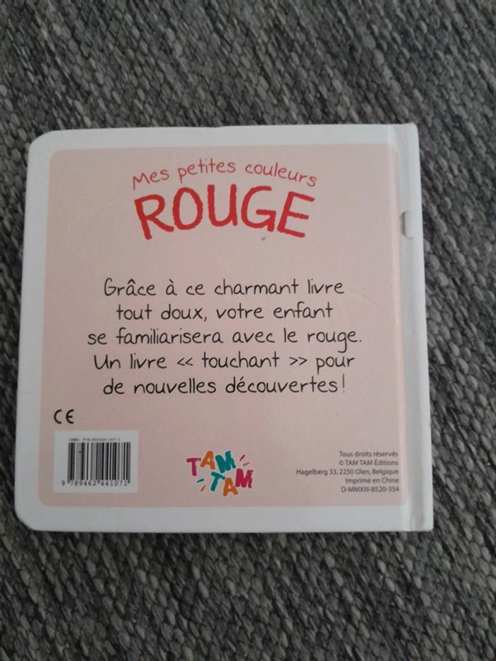 Petit livre en carton mes petites couleurs rouge🌺Tam Tam - photo numéro 3