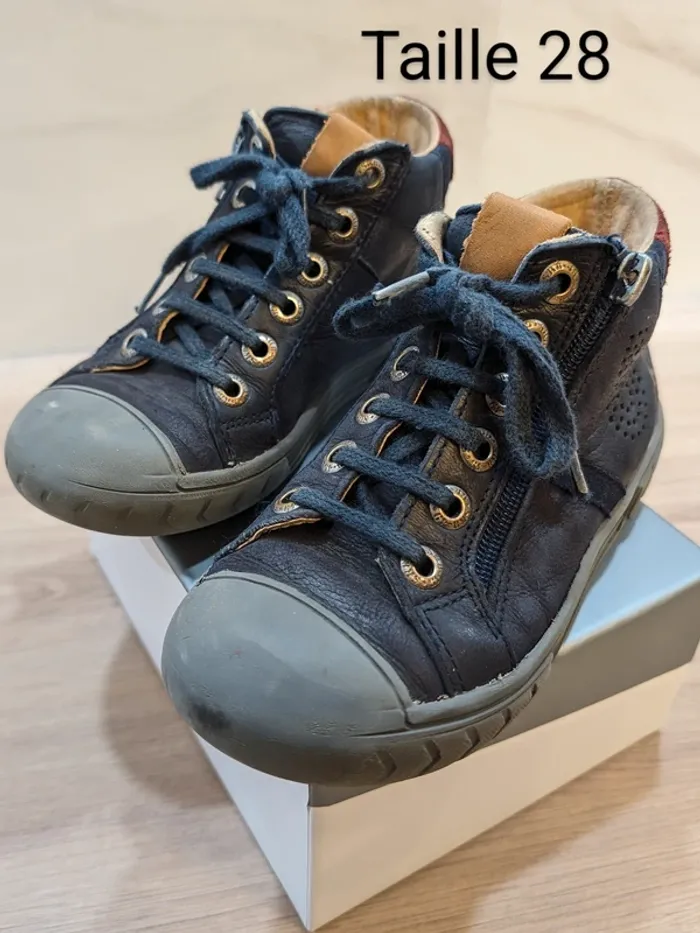 Chaussures en cuir Bopy - Taille : 28