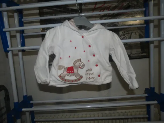Veste 6 mois fille