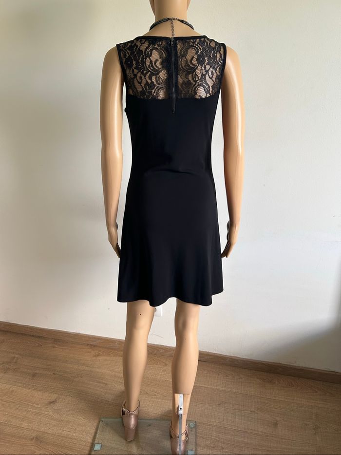 Robe noire sans manches avec dentelle Morgan taille S excellent état - photo numéro 6
