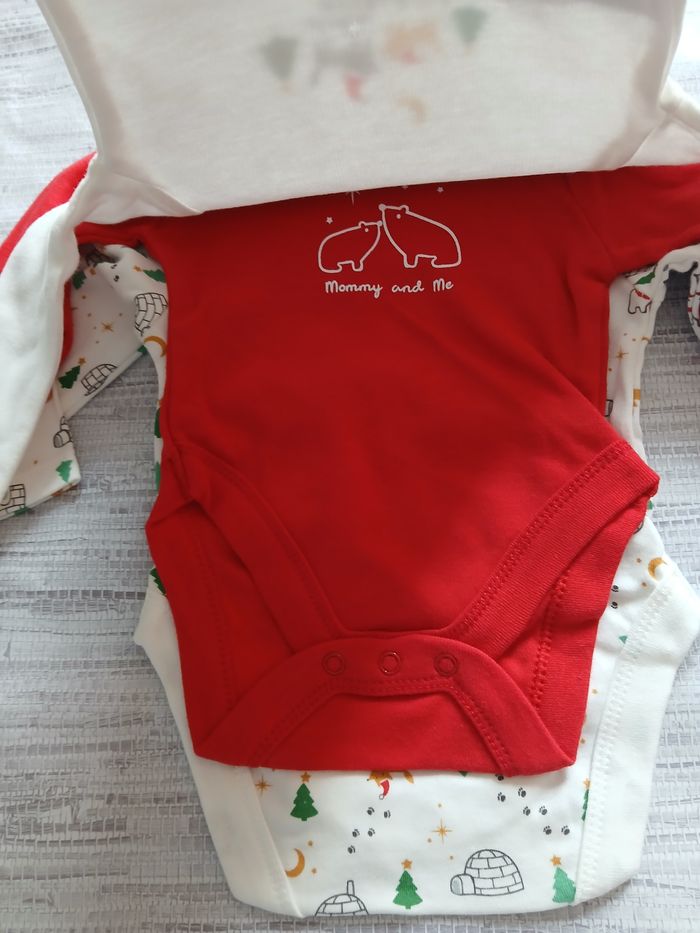 lot de trois bodies manches longues fille 1 mois 56 cm - photo numéro 3