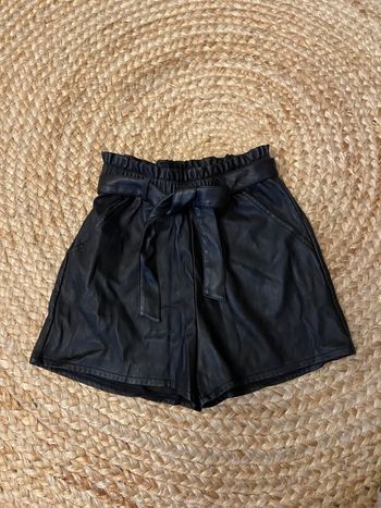 Short simili cuir in extenso 12 ans