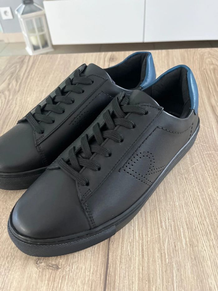 Paire de basket de service en cuir Robur taille 38 neuve - photo numéro 2
