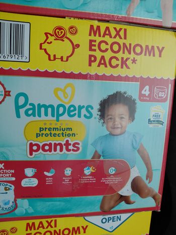 2 pampers maxipack premium taille 4