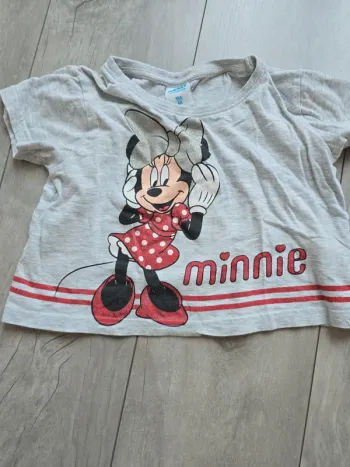 T shirts Disney 4 ans