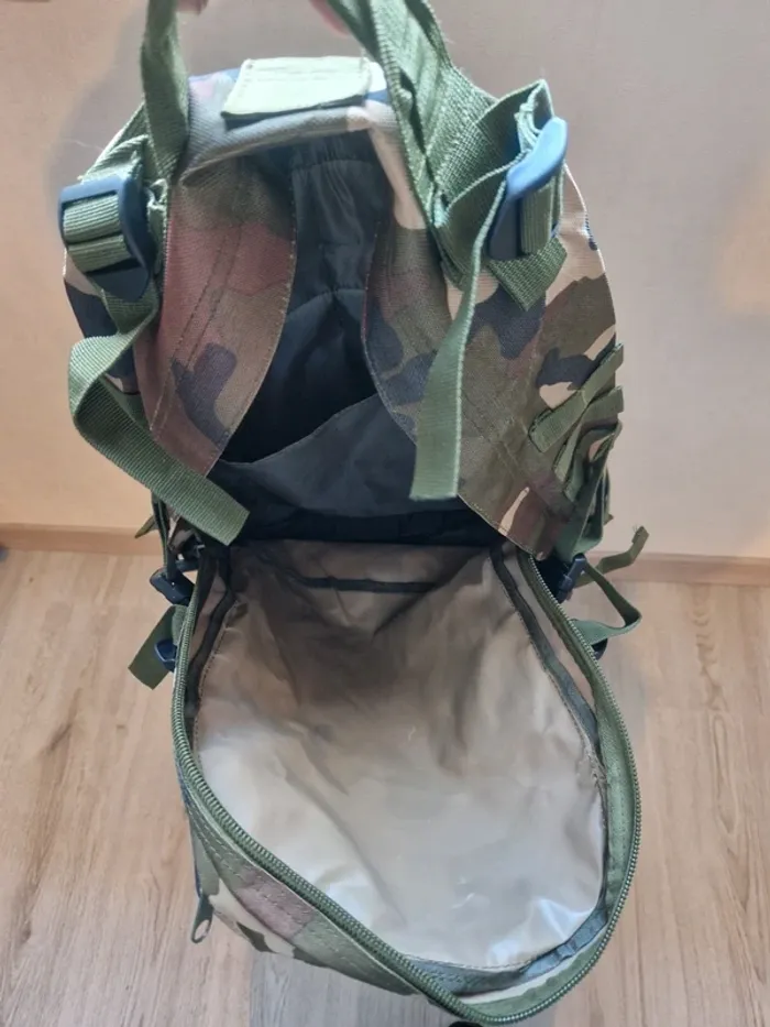 Sac à dos multipoches tactique camouflage 30-35L - photo numéro 5