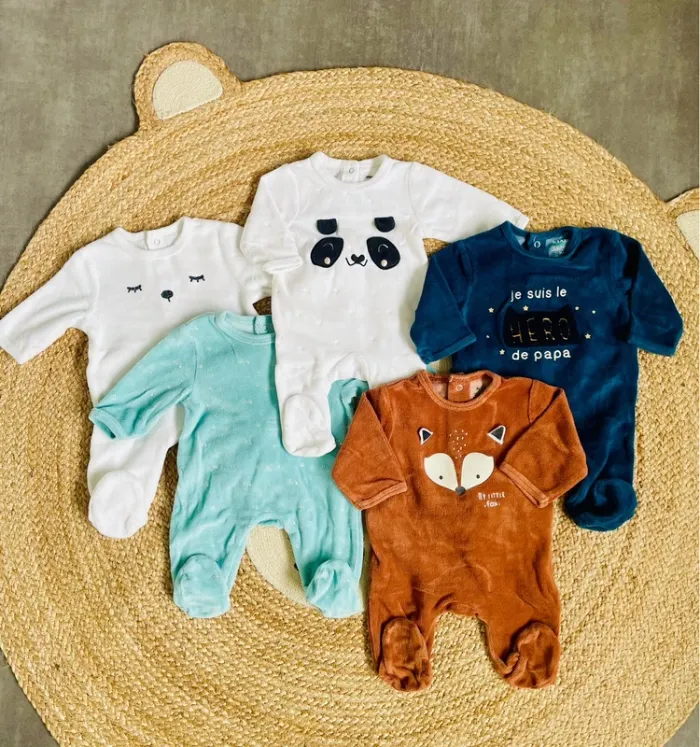 Lot 5 pyjamas 1 mois garçon - photo numéro 2