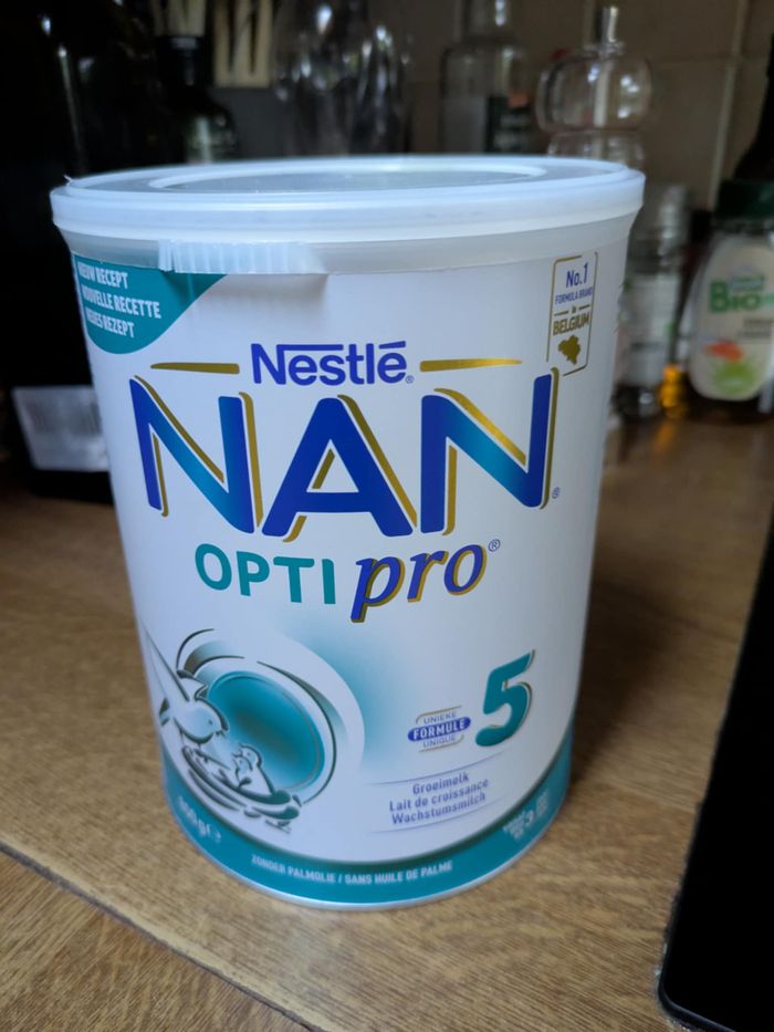 Lait Nan 5 neuf
