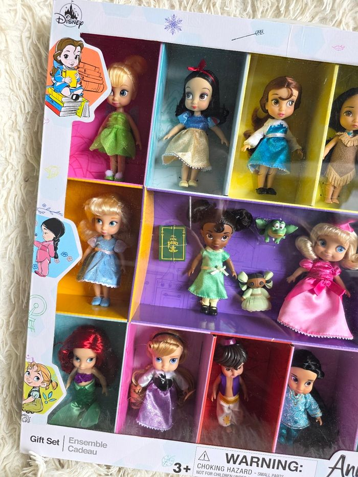 Poupee mini animator disney princesse clochette blanche neige belle pocahontas merida cendrillon tiana charlotte raiponce ariel aurore Aladdin jasmine vaiana disneyland paris - photo numéro 2