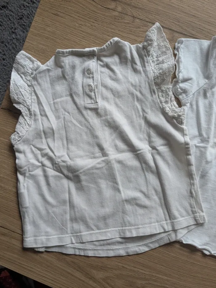 Lot de 3 tee shirts taille 2 ans - photo numéro 3