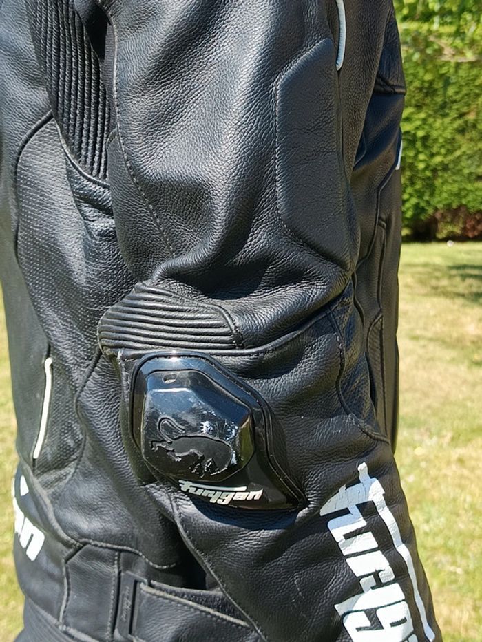 Combinaison de moto - photo numéro 5