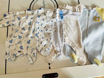 Lot de pyjamas naissance