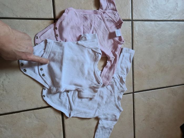 2 body manches longues 0 mois - photo numéro 2