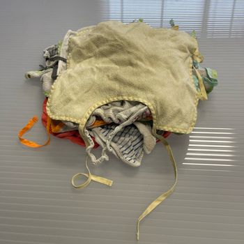 Lot de 18 bavoirs bébés