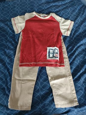 Ensemble pantalon t-shirt