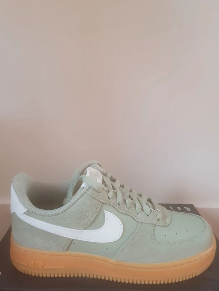 Nike Air Force 1 (40)