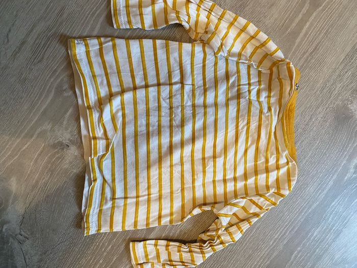 T-shirt Petit Bateau 24 mois - photo numéro 3