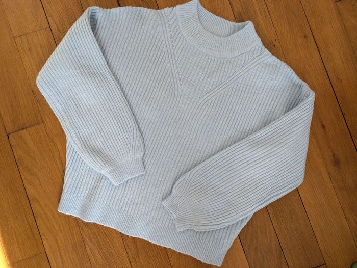 Pull bleu clair cache-cache S