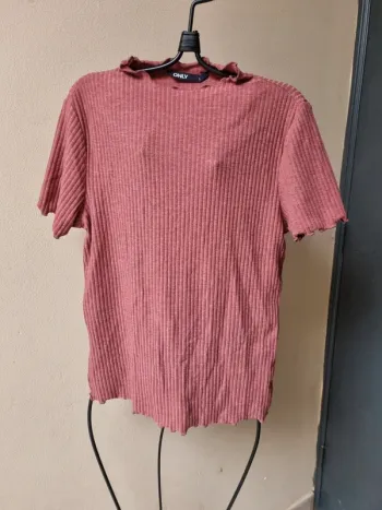T-shirt rose foncé