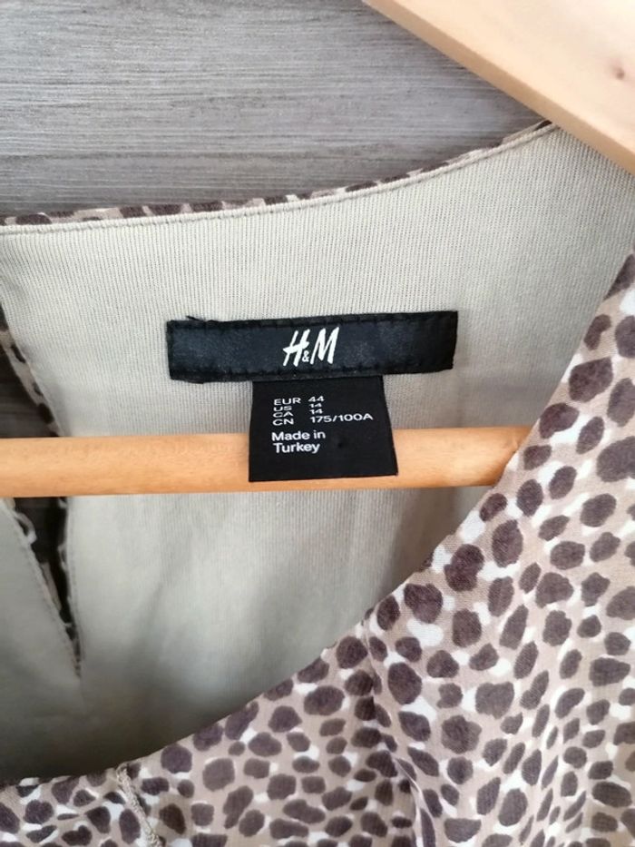 Robe h&m taille 44 - photo numéro 3