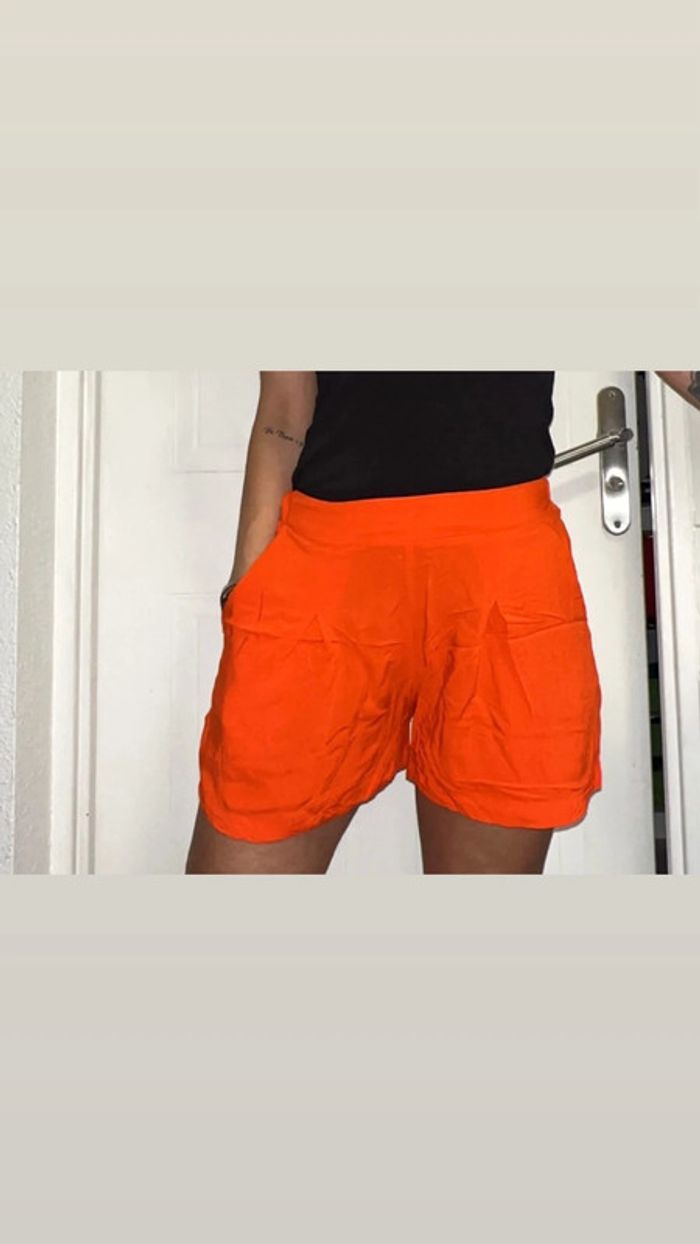 Short Orange Camaïeu Comme Comme Neuf taille 36