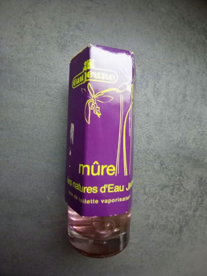 Eau de toilette Eau jeune à la mûre