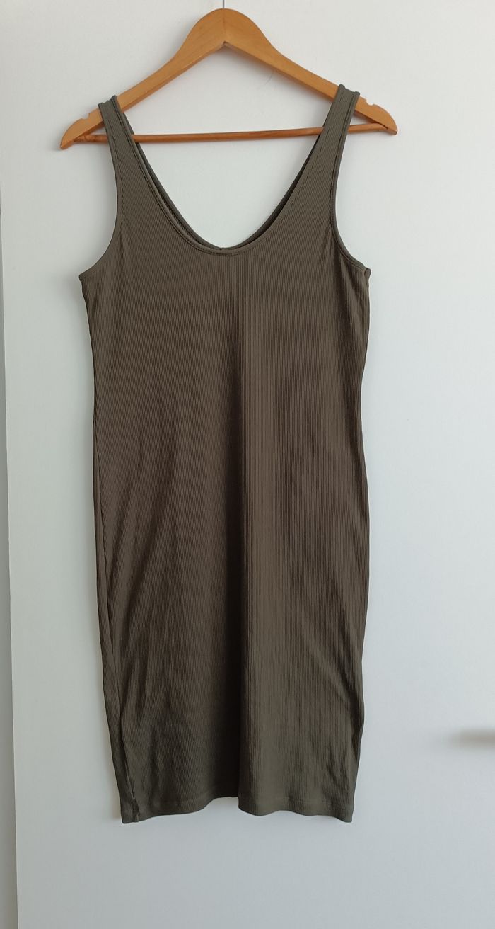 Robe débardeur vert kaki. H&M. Taille L - photo numéro 4