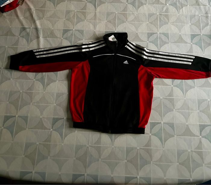 Gilet garçon - 8 ans - Adidas- en très bon état