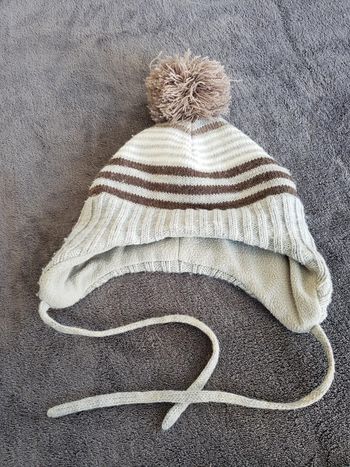 Bonnet pompon