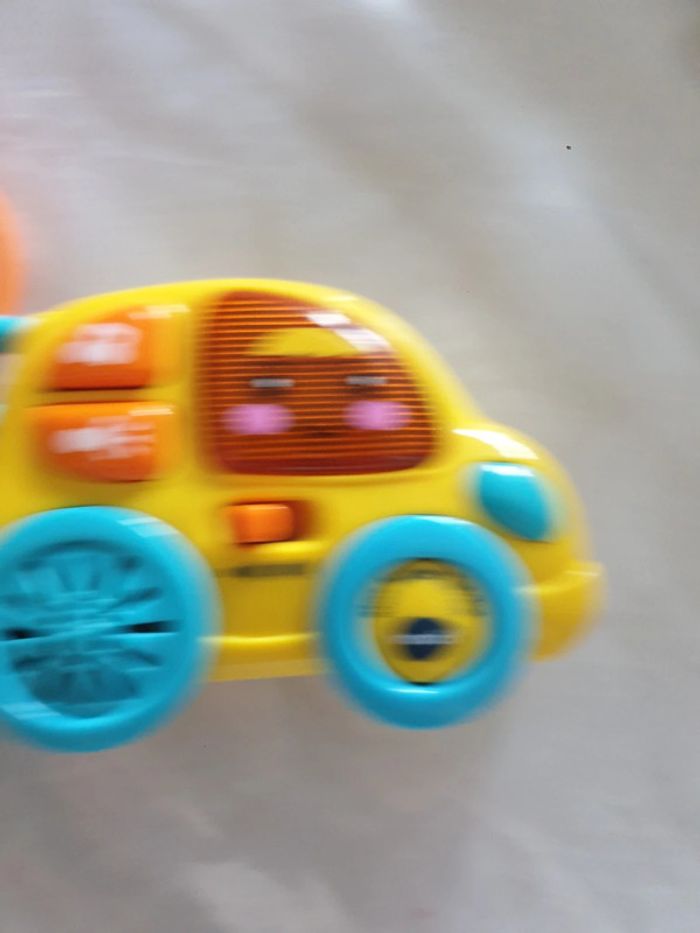 Clefs avec voiture - photo numéro 3