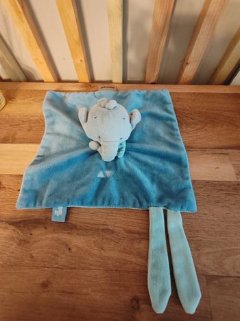 Elephant nattou jack gris et bleu 