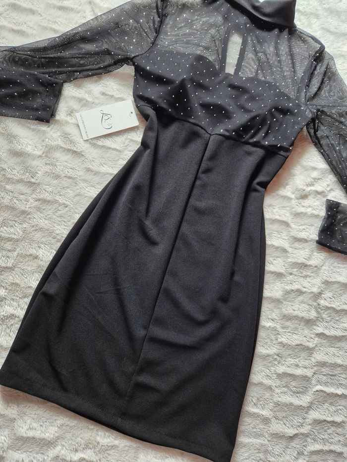 Robe a strass - photo numéro 3