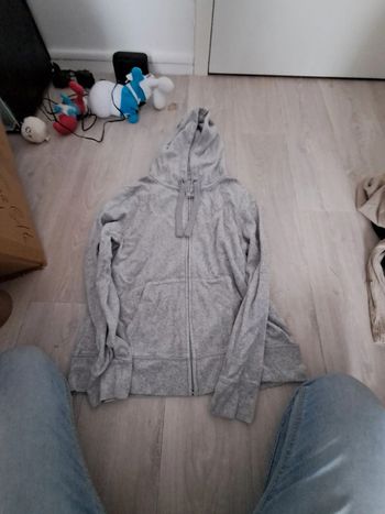 Veste a zippé