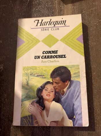 Livre de poche comme un carousel