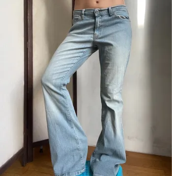 Jean clair Laïta patte d’éléphant