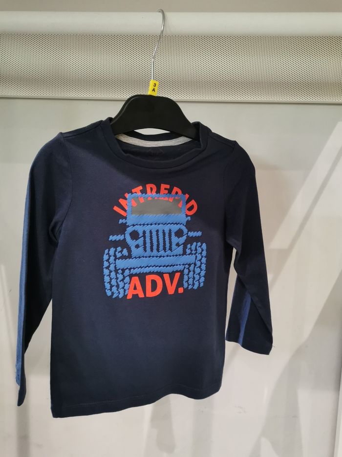 Tee shirt