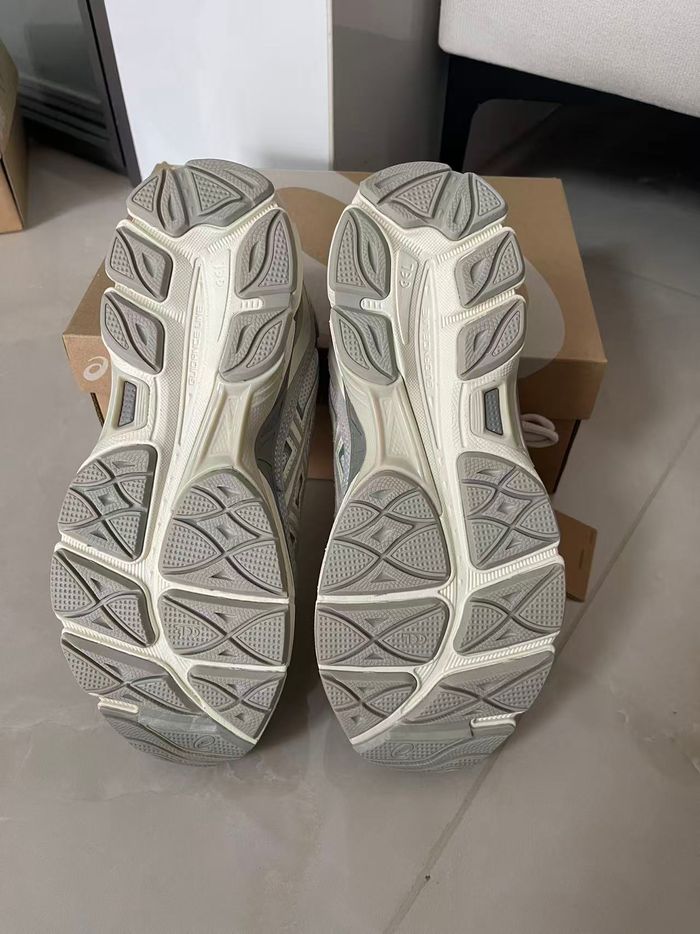 Asics GEL-NYC Gris 39 - photo numéro 4